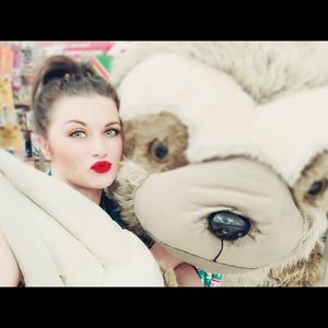 Meet your Posher, Madison